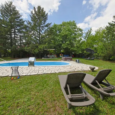 Avalavanda Cherry Hill Holiday home